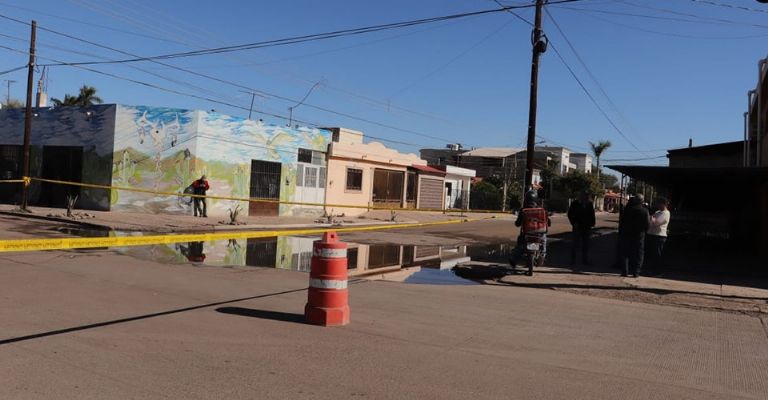 Vecinos de la Sochiloa cierran calles en protesta