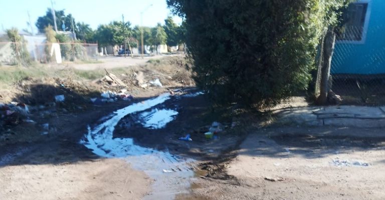 Vecinos de la Ampliación Alameda denuncian falta de servicios por parte de las autoridades en Cajeme