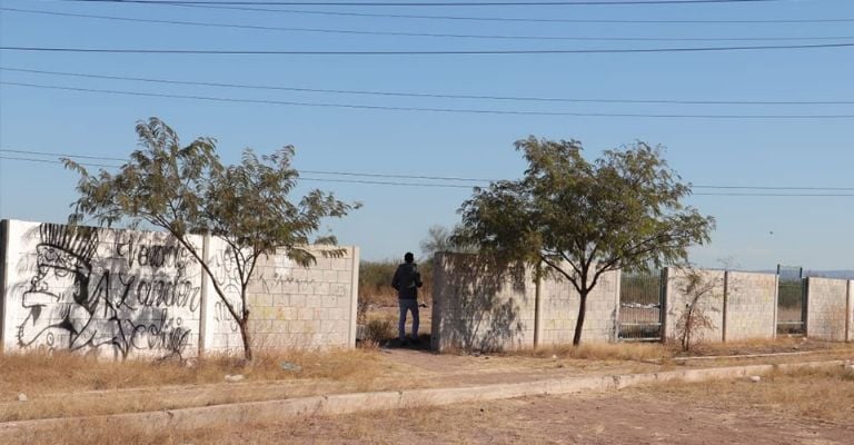 Habitantes de la colonia Beltrones denuncian en abandono la unidad deportiva