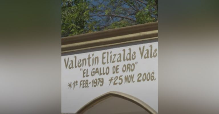 Así luce la tumba de Valentín Elizalde