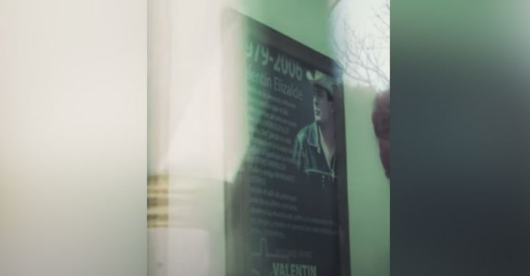 Así luce la tumba de Valentín Elizalde
