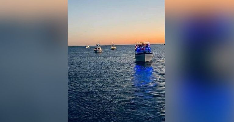 Participan 27 yates en desfile navideño en San Carlos