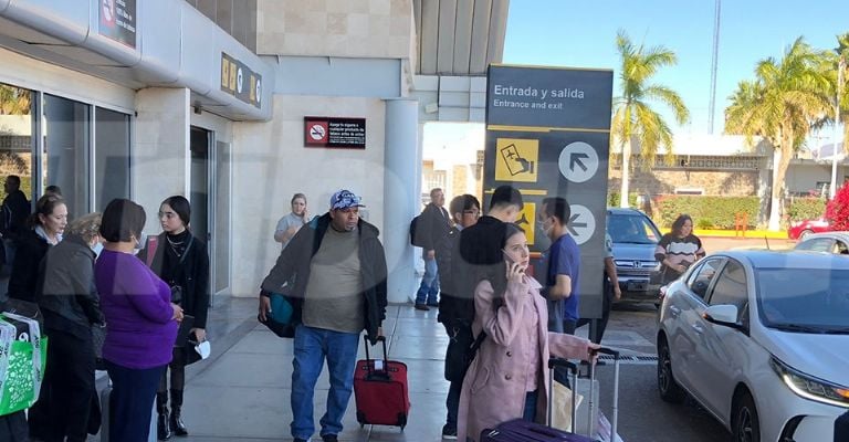 Tras atentado contra choferes de tráilers, cierran Aeropuerto de Ciudad Obregón