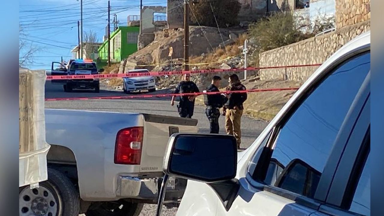 A un costado de la iglesia del Carmen, encuentran el cadáver de un hombre dentro de un tambo
