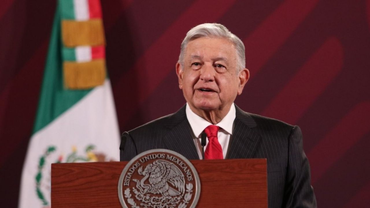 ‘Mañanera’ de AMLO: Mover transporte de carga del AICM al AIFA evitará siniestros, como en Nueva York