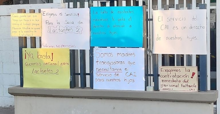 Padres de familia cierran el Centro de Atención Infantil 3 en el municipio de Cajeme