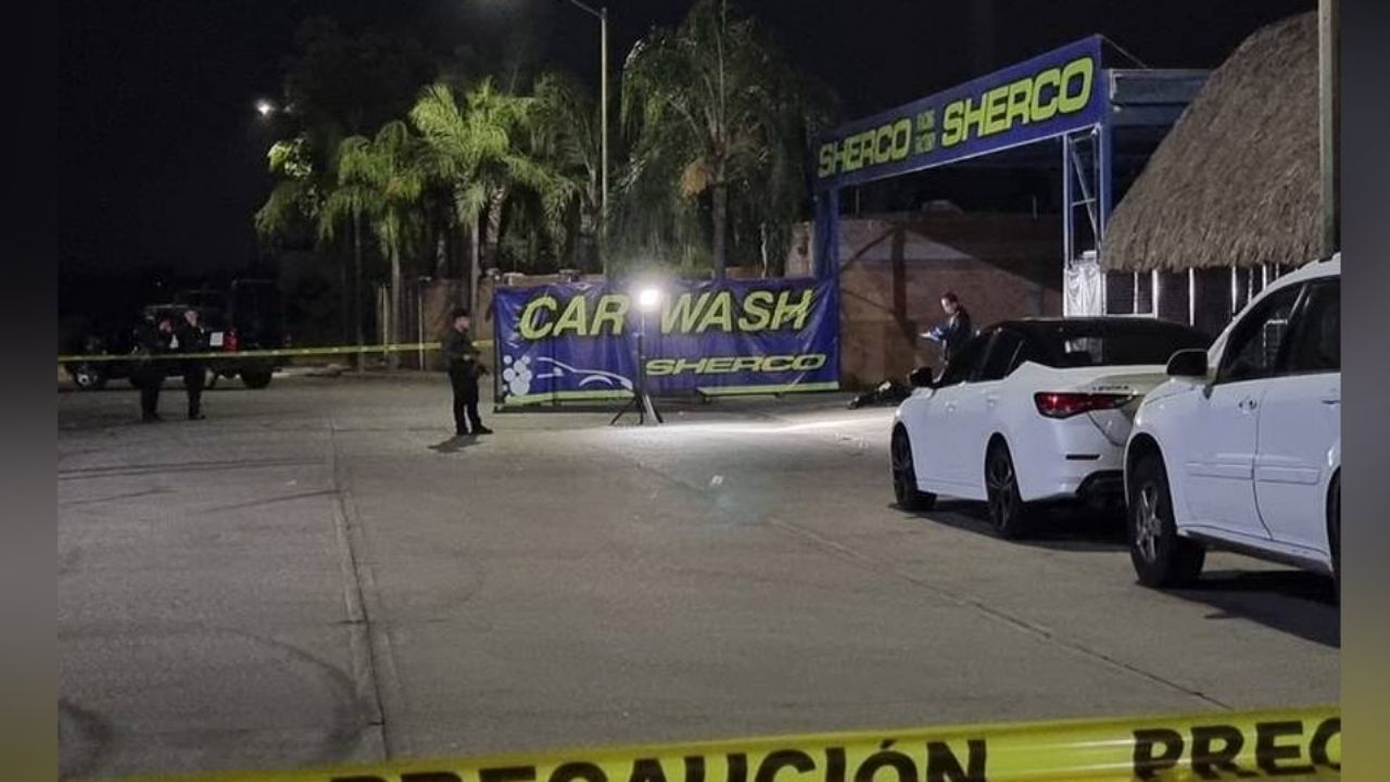 Pólvora en Culiacán: Al interior de un autolavado, asesinan a balazos a un hombre