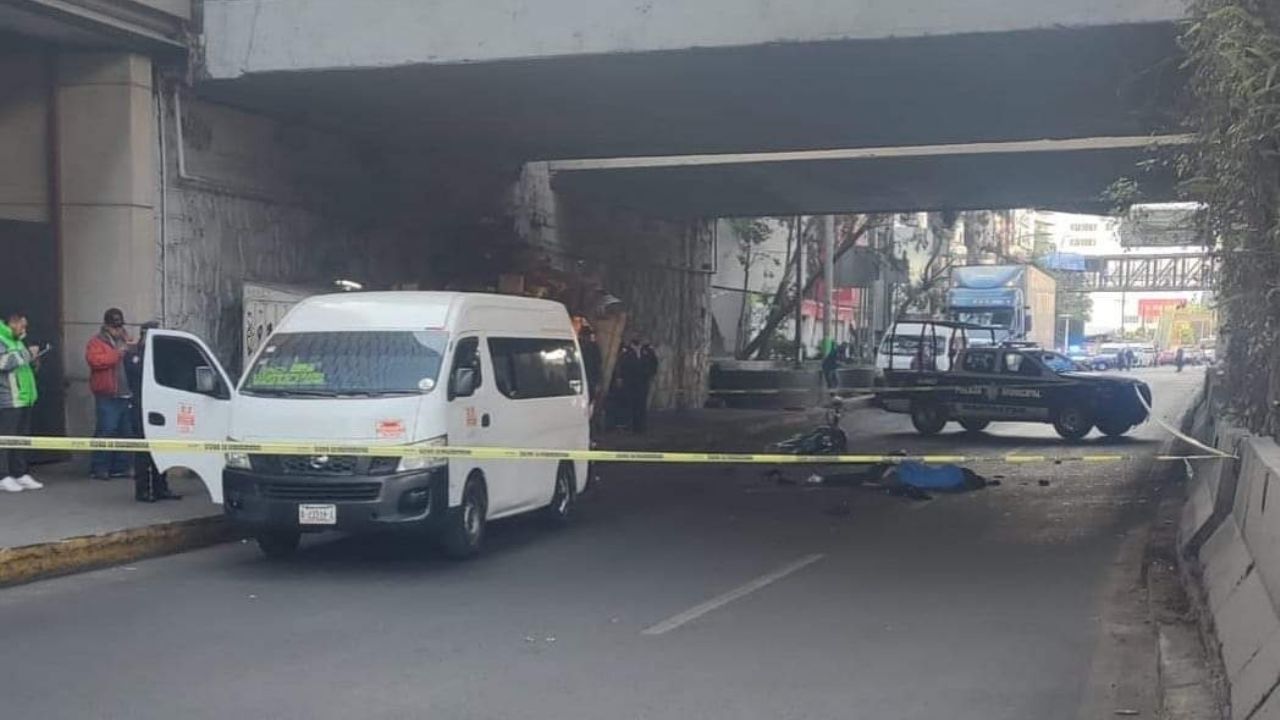 Motociclista pierde la vida tras derrapar en Periférico a la altura de Parque Toreo