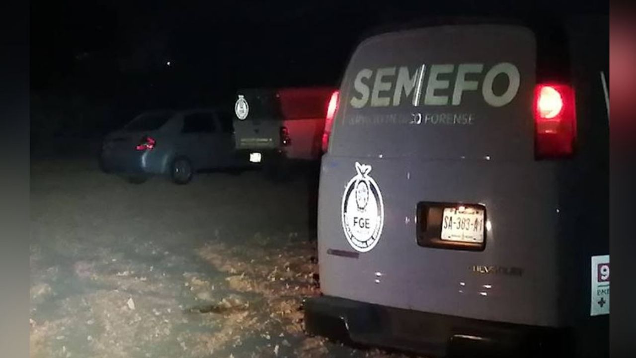 Semefo llega al sitio del crimen