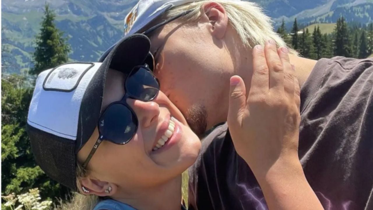 ‘Eleven’ de Stranger Things anuncia su compromiso; el famoso que será su suegro se lleva toda la atención