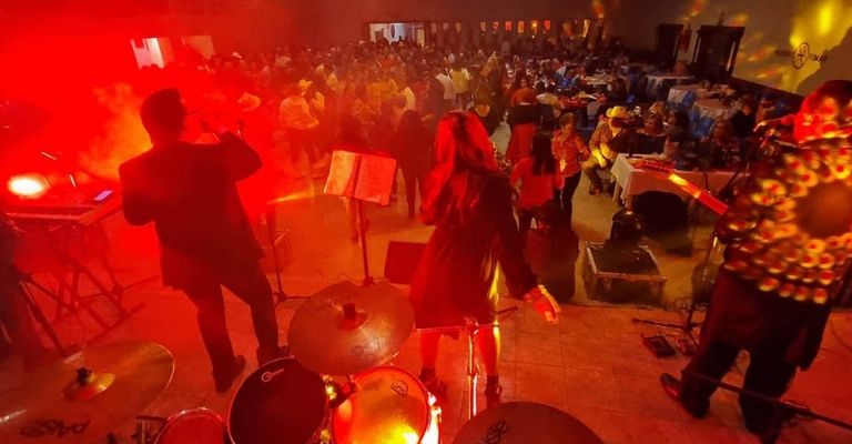 Invitan a baile para apoyar operación de la pequeña guaymense Josy Maylen