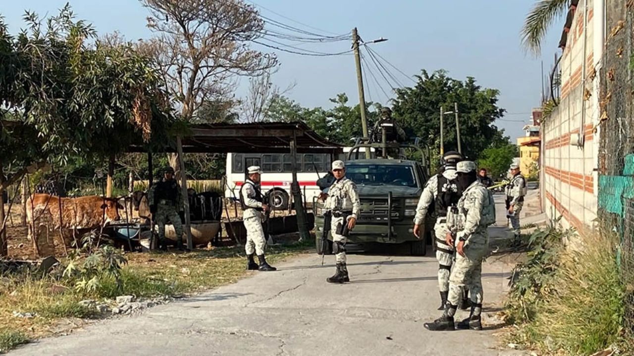 Macabro hallazgo: Autoridades localizan el cadáver de un hombre y una mujer en Jiutepec