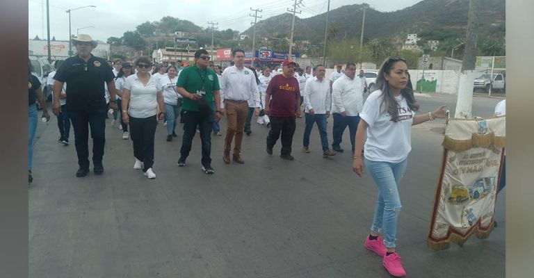 Trabajadores piden justicia laboral en Guaymas