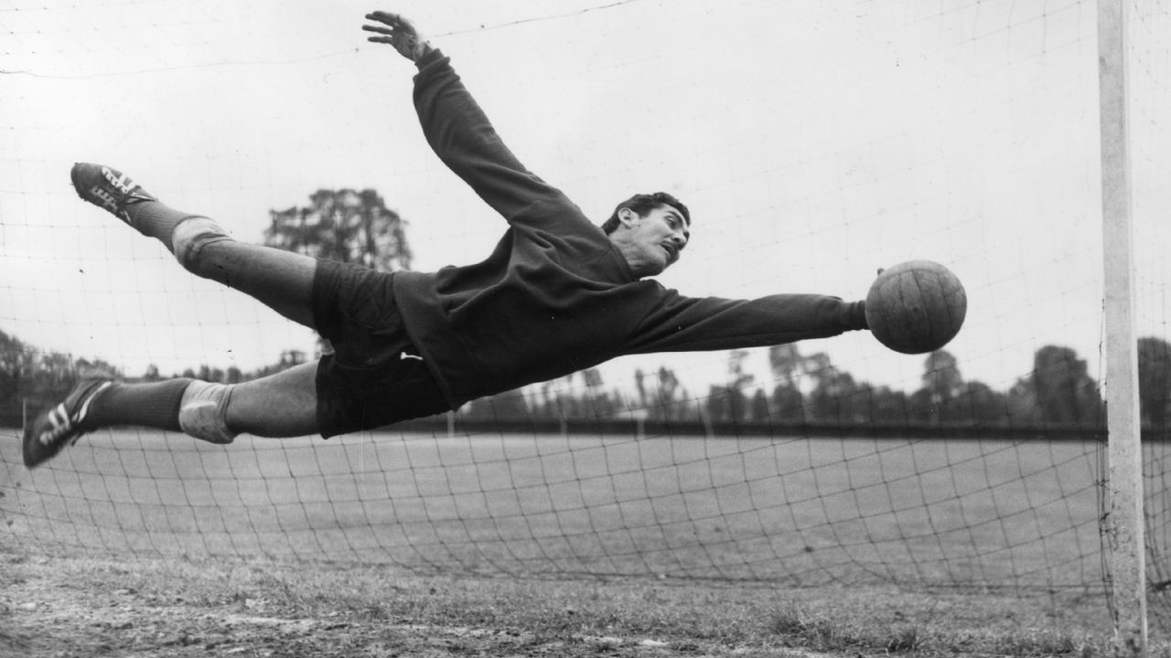 Obituario 2023: Antonio Carbajal, Bobby Charlton y las muertes en el deporte este año