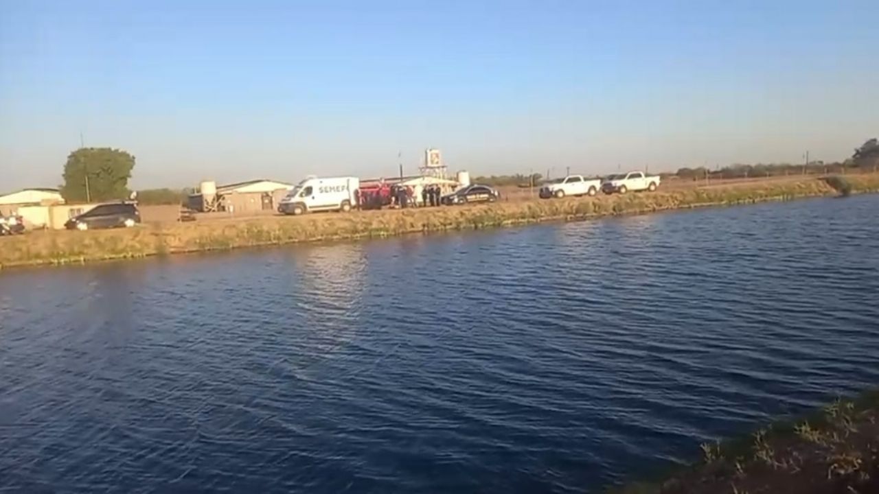 Autoridades llegan al sitio del crimen