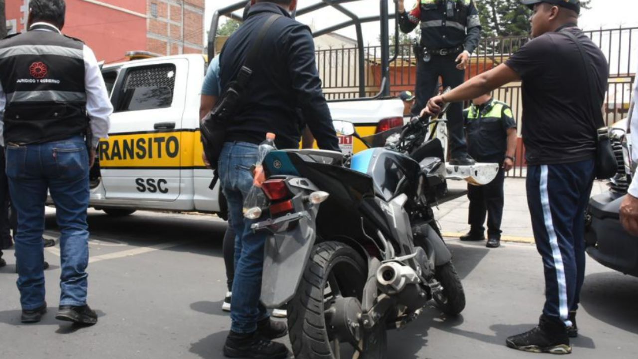 Operativo en Xochimilco: Motocicletas y autos terminan en el corralón por no respetar el reglamento