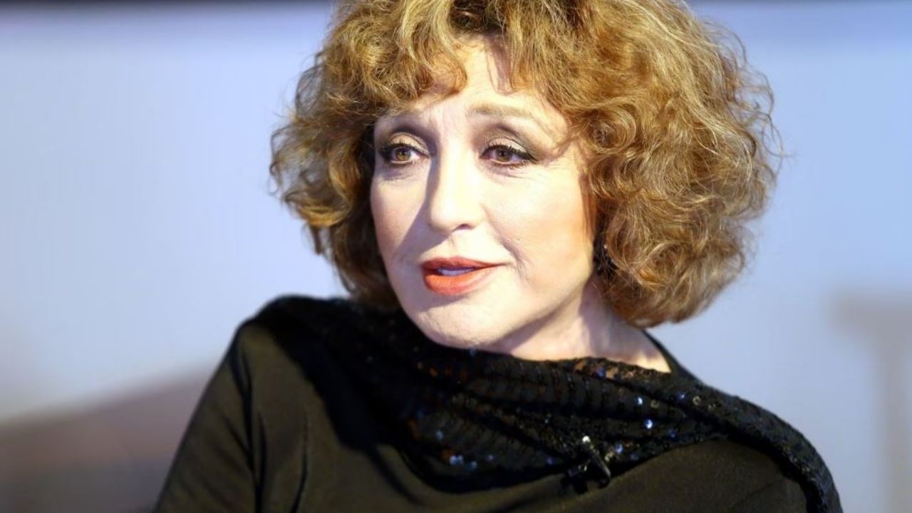 Angélica María estalla con fan y la regaña por este importante motivo