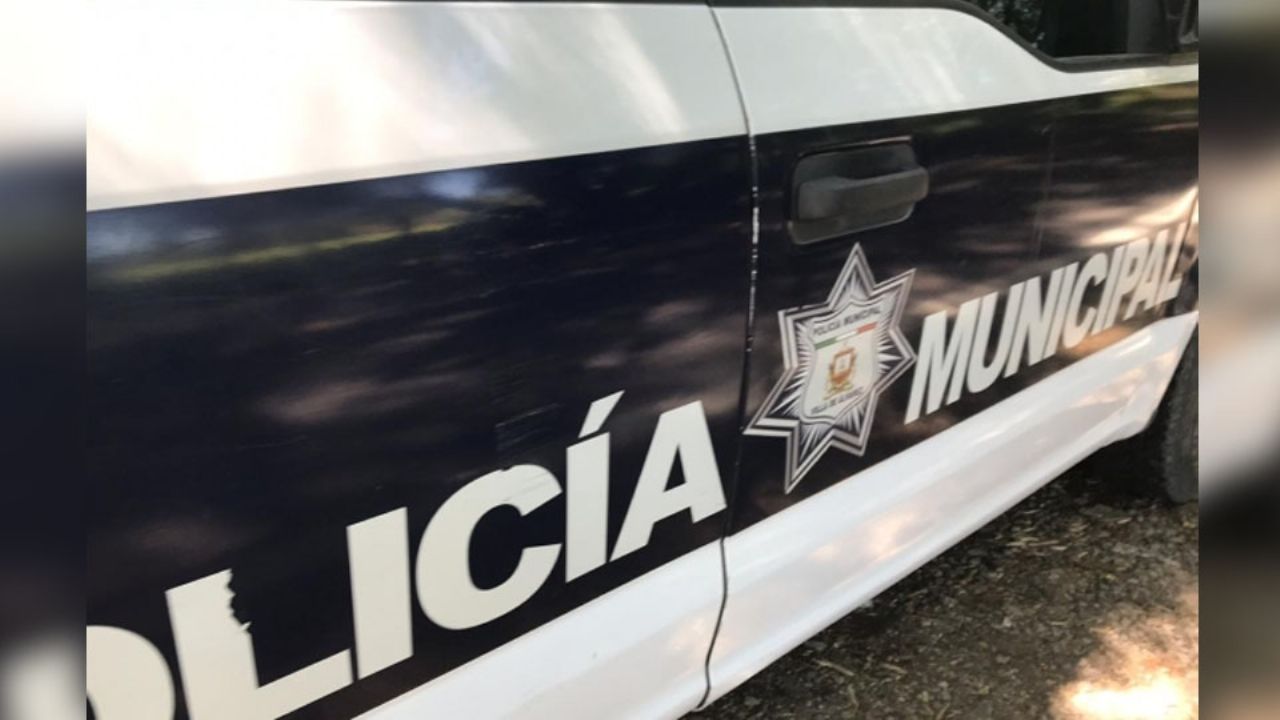Autoridades llegan al sitio del crimen