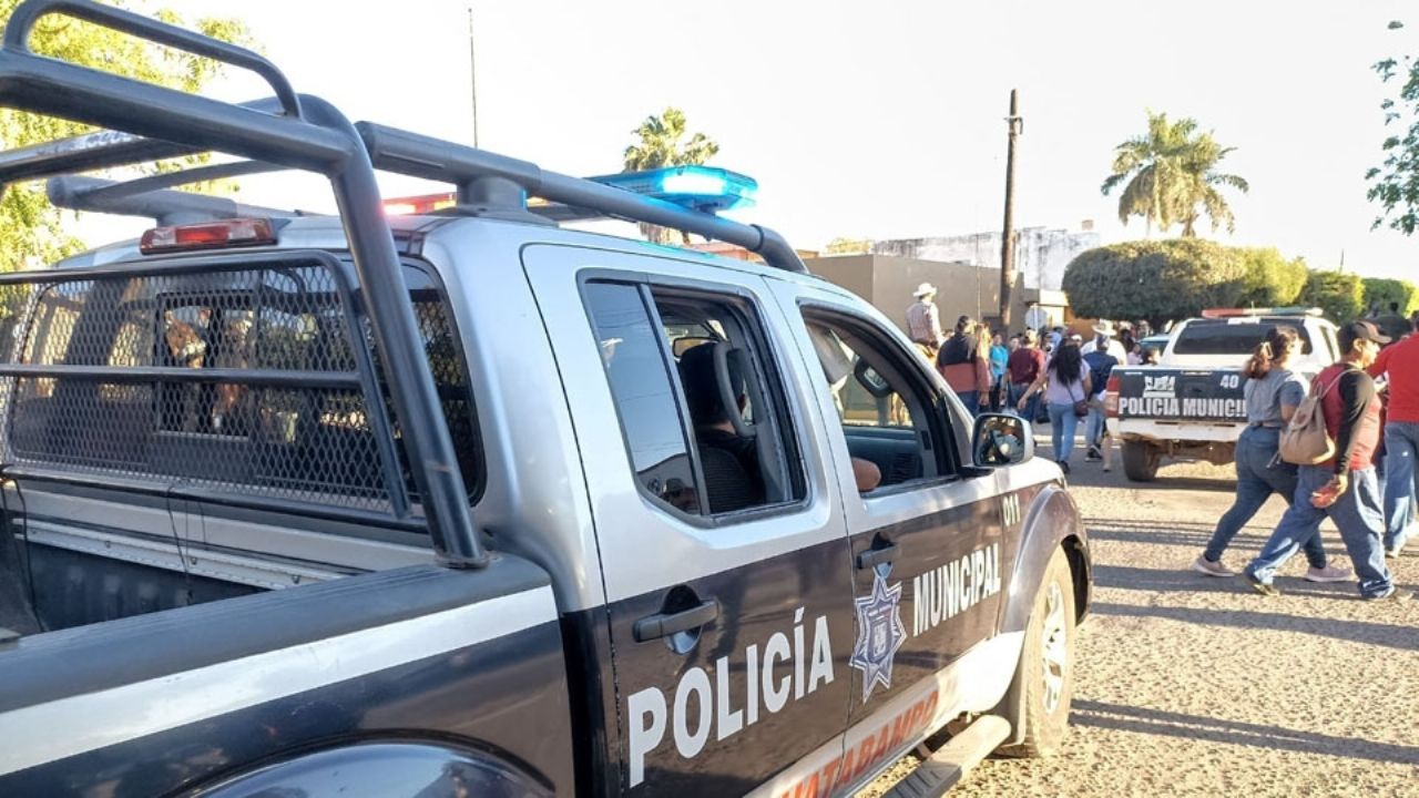 Autoridades llegan al sitio