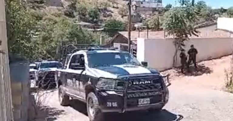 Encuentran a persona ejecutada de un balazo en la cabeza, en la colonia Alamos de Nogales