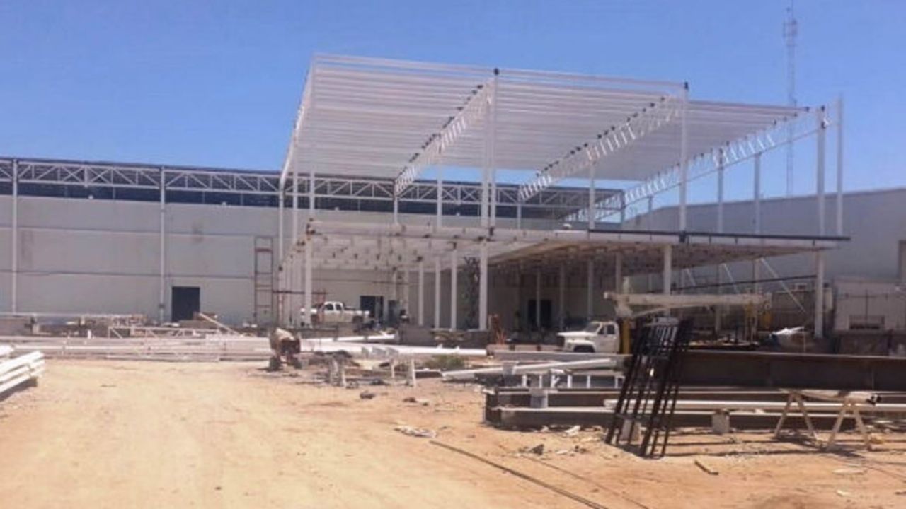Hombre pierde la vida tras caer de una bodega en construcción en Hermosillo; tenía 40 años