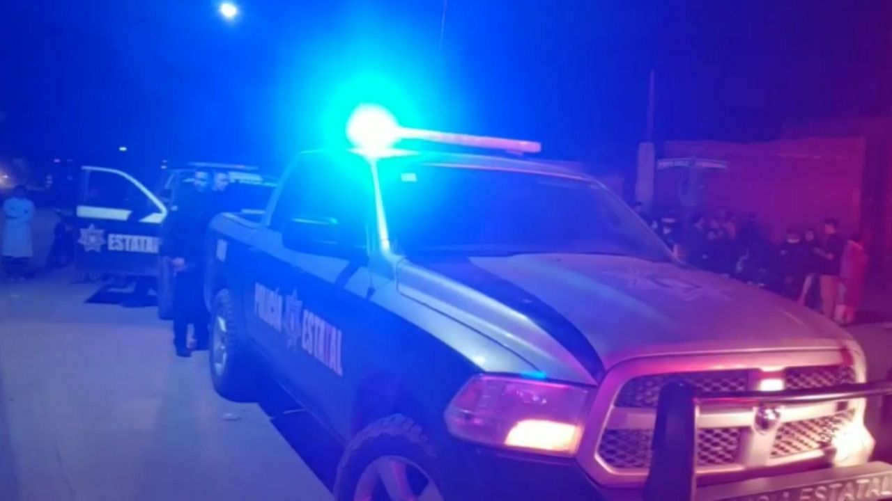 Fuerte accidente vehicular en Ciudad Obregón: Vehículo colisiona y termina debajo de un tráiler