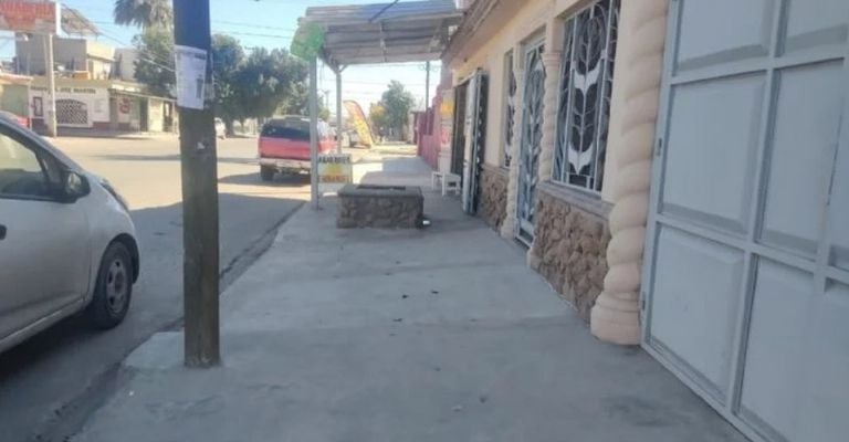Obstrucción de banquetas es un problema de todos en Ciudad Obregón