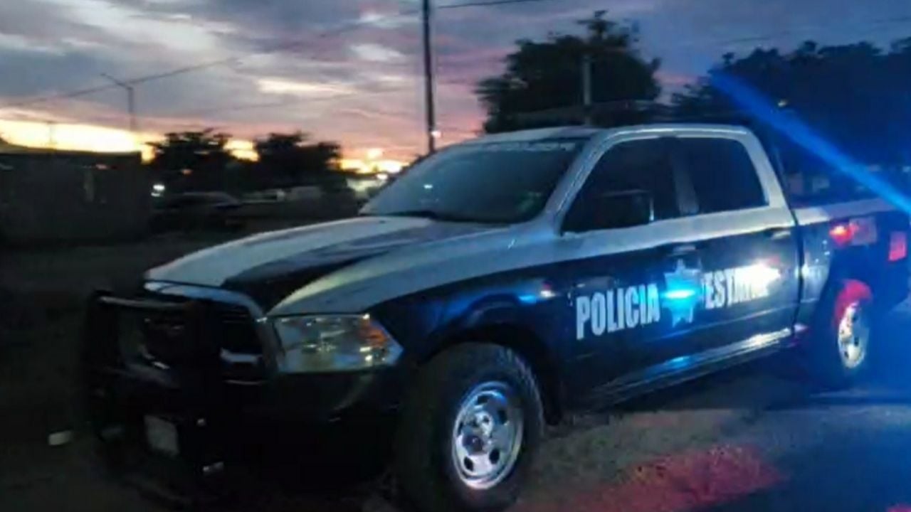 Autoridades llegan al sitio del crimen