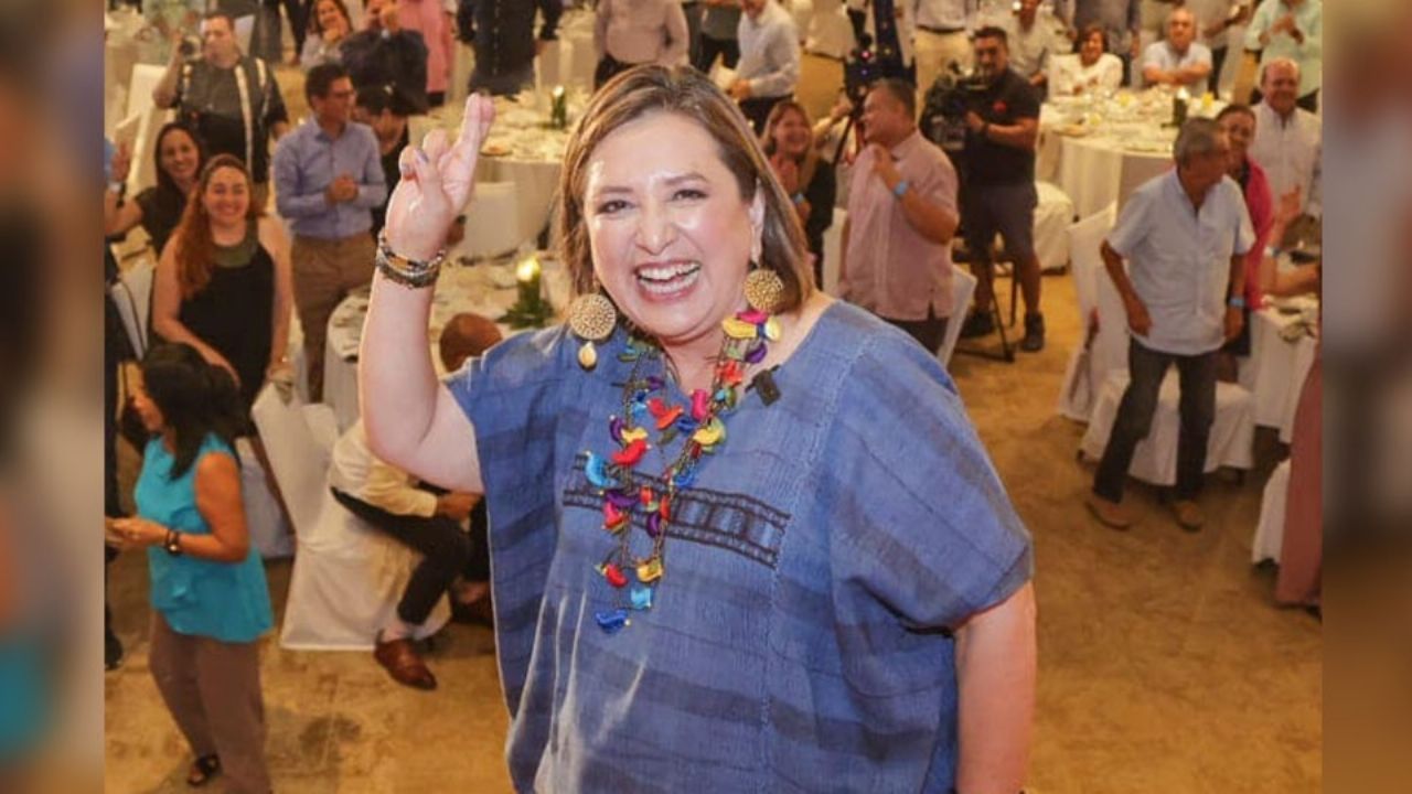 VIDEO: Simpatizantes de Claudia Sheinbaum le gritan “corrupta” a Xóchitl Gálvez en aeropuerto