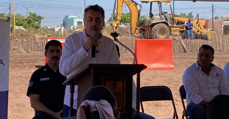Lamarque Cano da banderazo a obras y proyecto inmobiliario