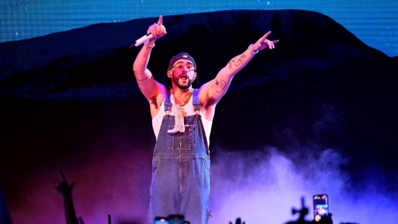 Bad Bunny revela que tendrá gira mundial
