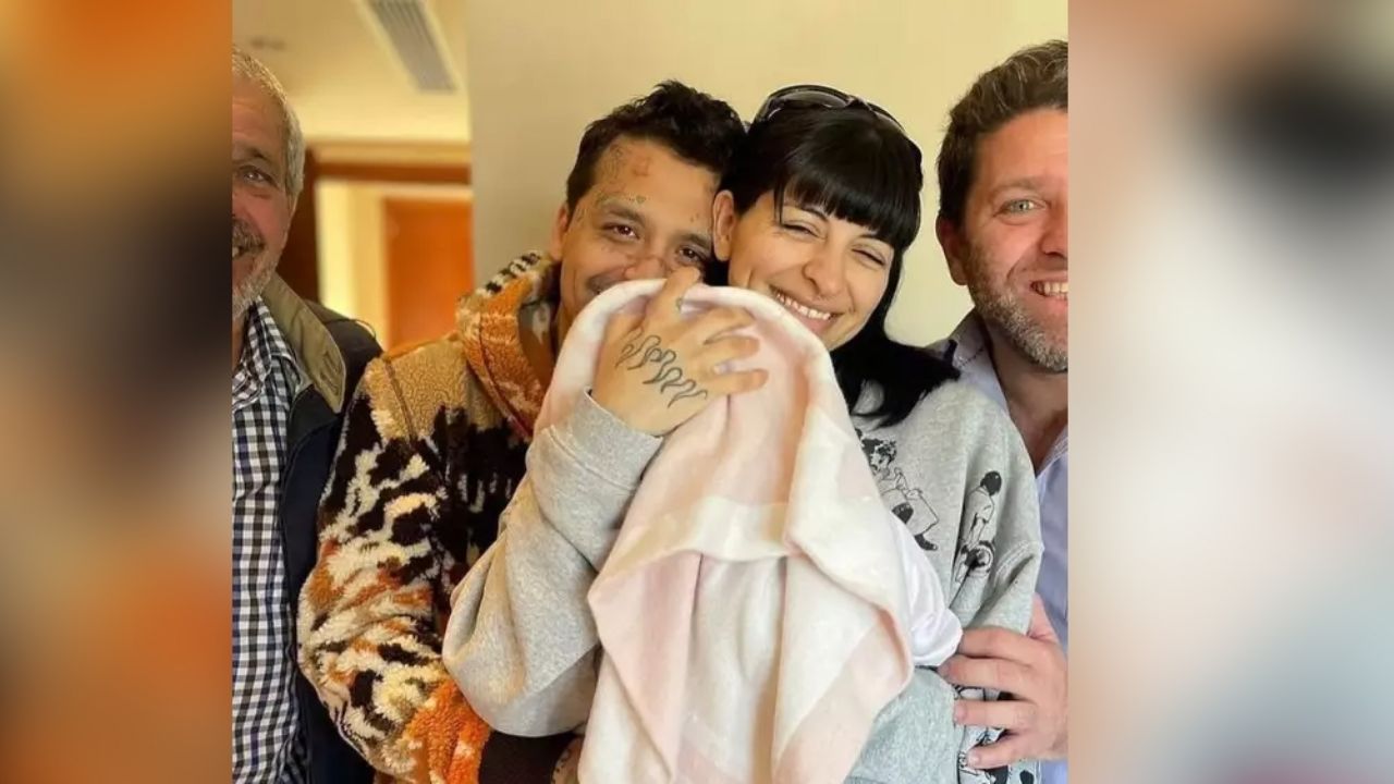 Christian Nodal gana en los Latin Grammys 2023 y agradece a Sonora y su hija