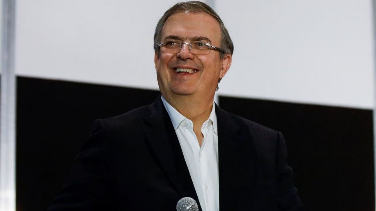 Ebrard niega traición y se queda en Morena; habla de irregularidades en elección de Sheinbaum