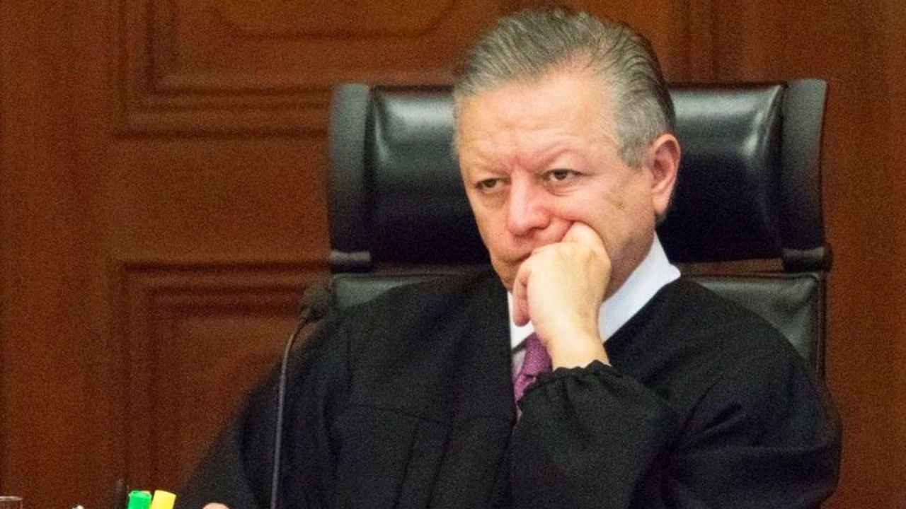 Zaldivar niega haber recibido órdenes de AMLO