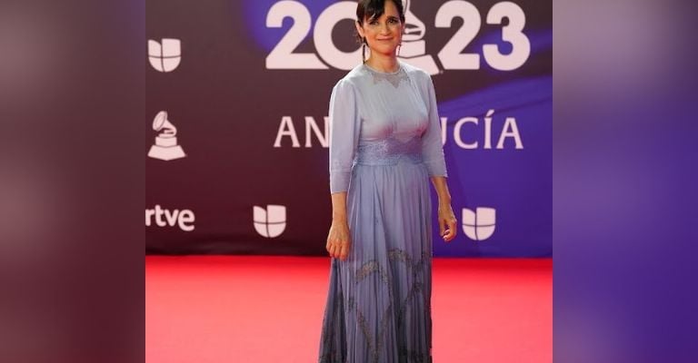 Julieta Venegas entre los mejor vestidos de los Latin Grammys 2023 en vivo