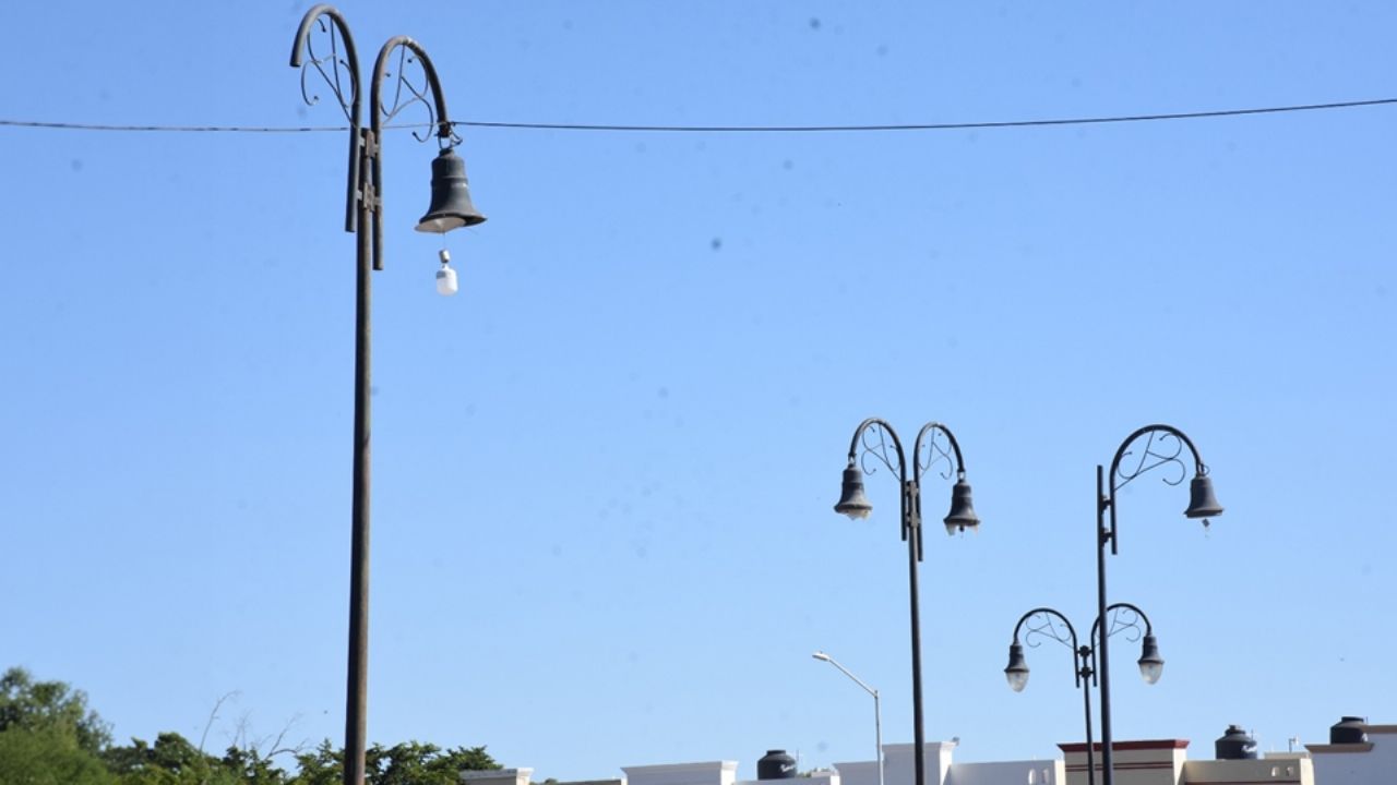 Navojoa: Vecinos de Los Arcos piden rehabilitación de su alumbrado público