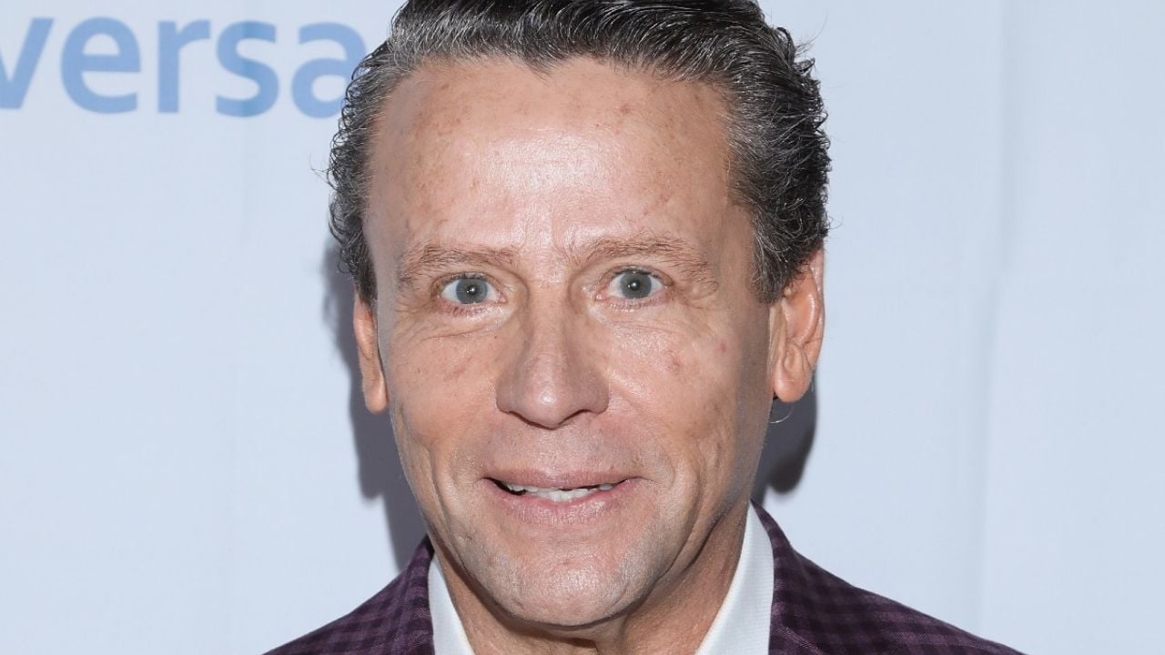 Alfredo Adame se lanza contra Lupillo Rivera en LCDLF