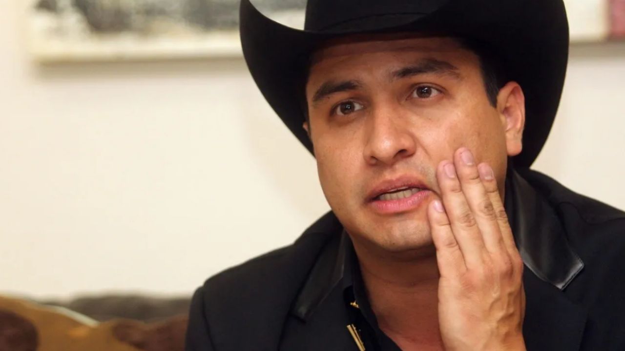 Julión Álvarez ha tenido problemas con la visa