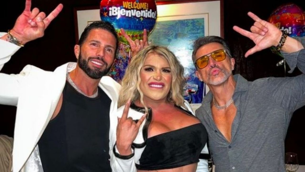 Poncho, Wendy y Mayer