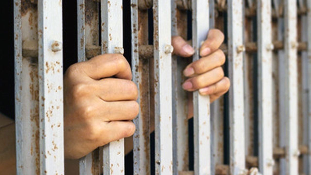 Dan más de 69 años de cárcel a Jesús Odilón en Sinaloa; mató a mujer y lesionó a hombre