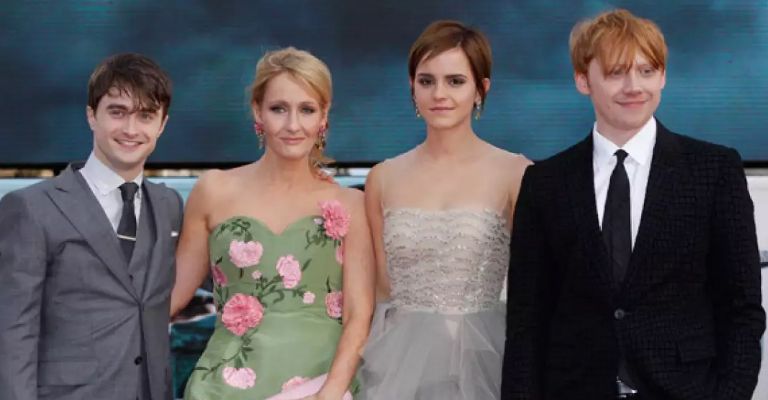 JK Rowling se lanza en contra de Daniel Radcliffe y Emma Watson