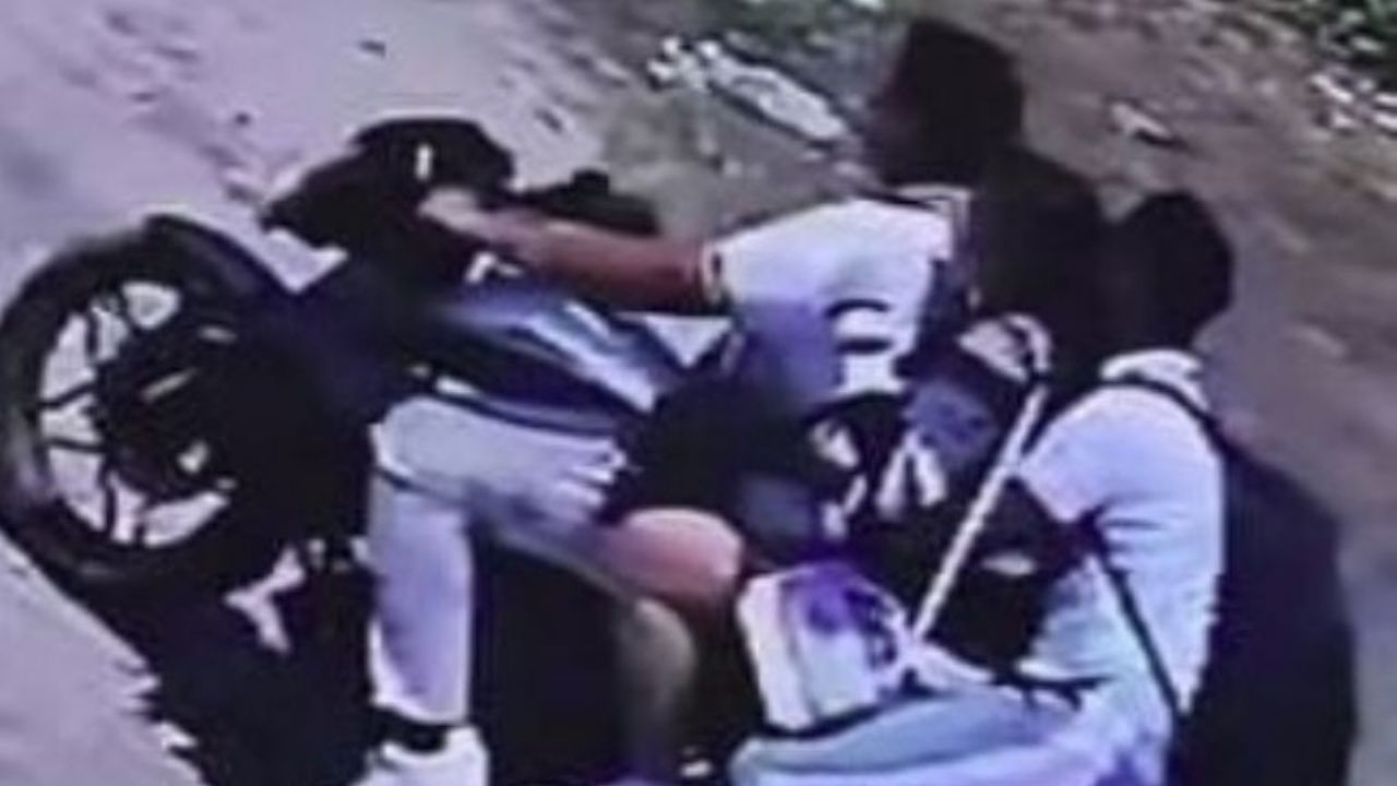 Detienen a dos jóvenes vinculados con el feminicidio de Rosa Isela en Tabasco