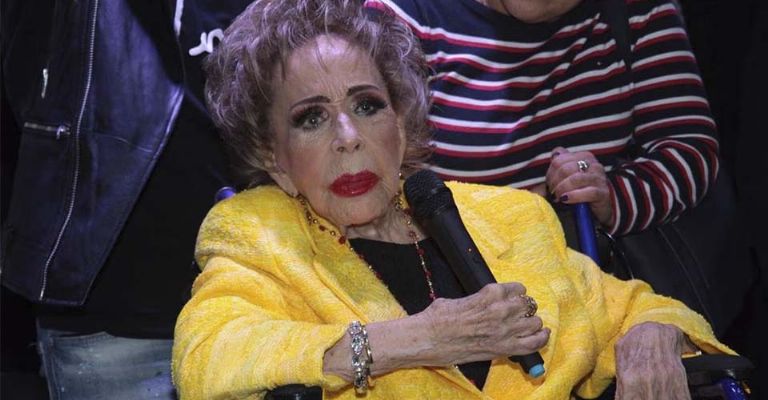 Desde Alfredo Adame hasta Silvia Pinal:10 famosos que han incursionado en la política