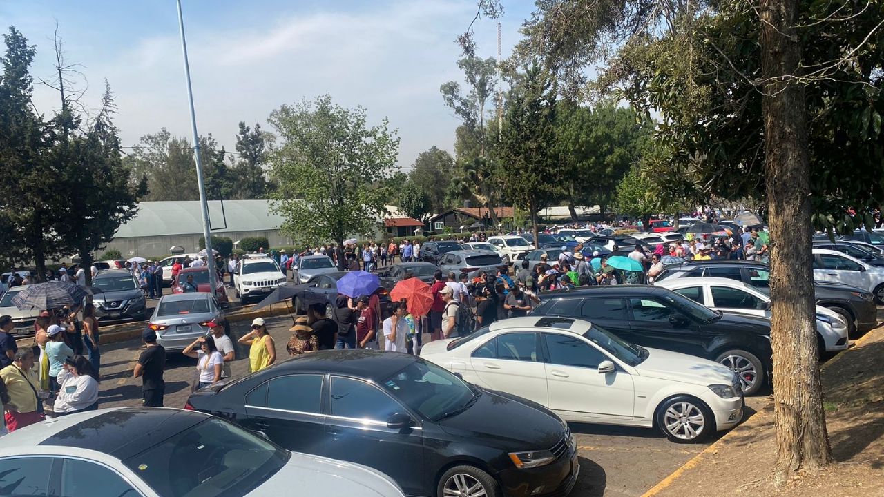 Caos en el Parque Naucalli: Más de dos mil personas abarrotan las casillas electorales