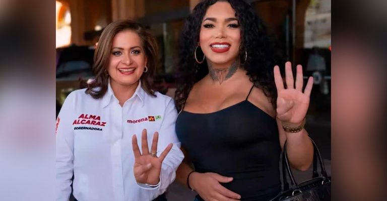 Paola Suárez, de 'Las Perdidas' y candidata a Diputada Local de Guanajuato, emite su voto