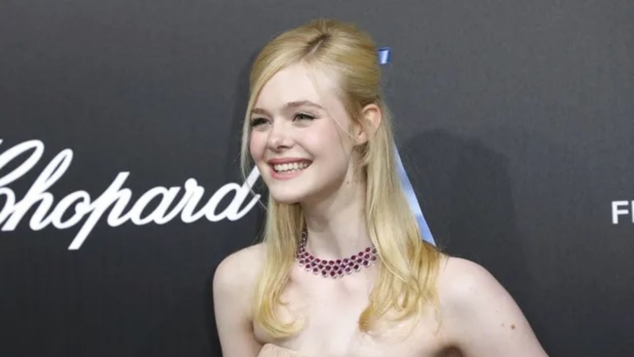  Elle Fanning