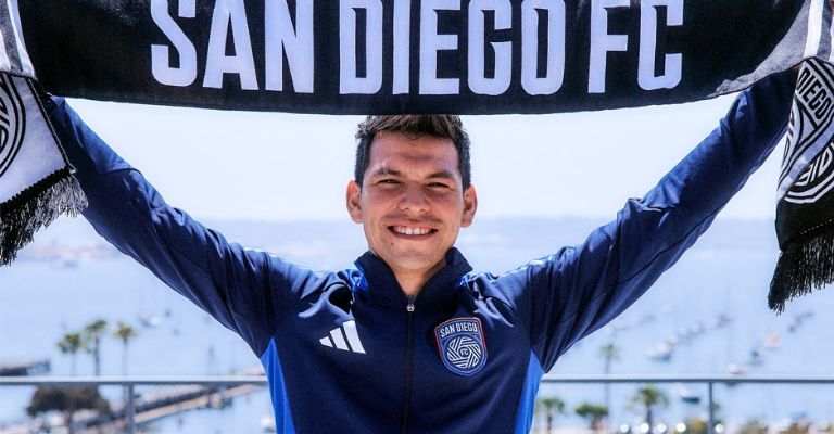 Lozano es el primer jugador en firmar con el nuevo equipo