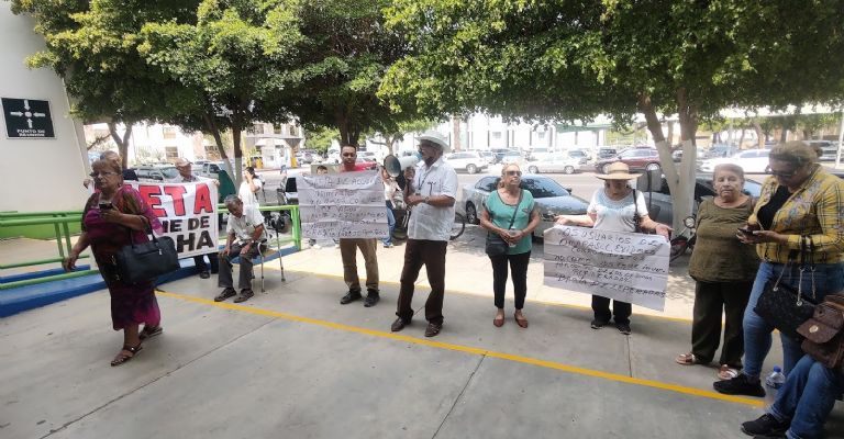 Lamarque Cano anuncia medidas para que los morosos paguen el servicio de agua potable