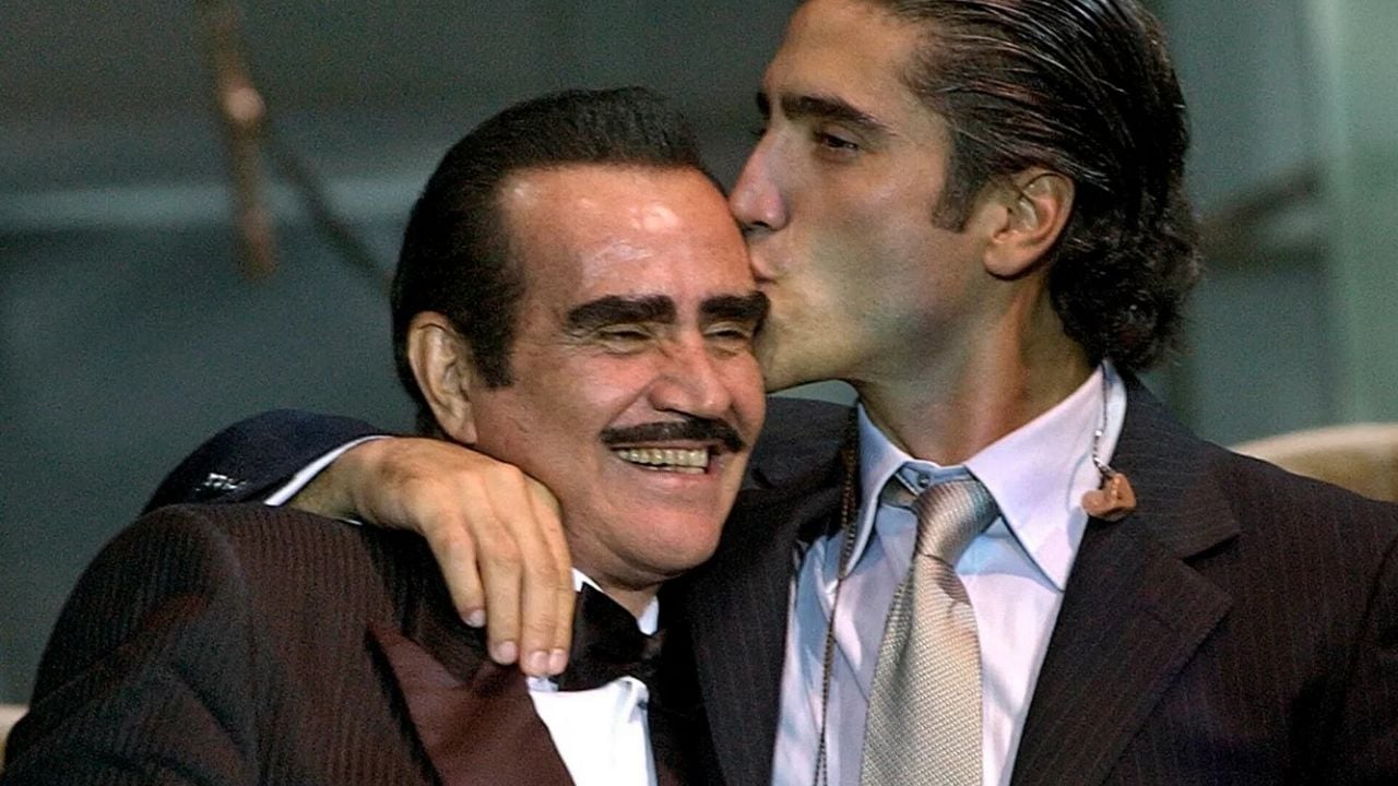 En pleno Día del Padre, ‘El Potrillo’ hace desgarradora confesión de Vicente Fernández