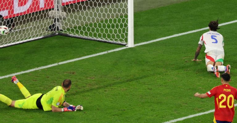 España avanza a la siguiente ronda